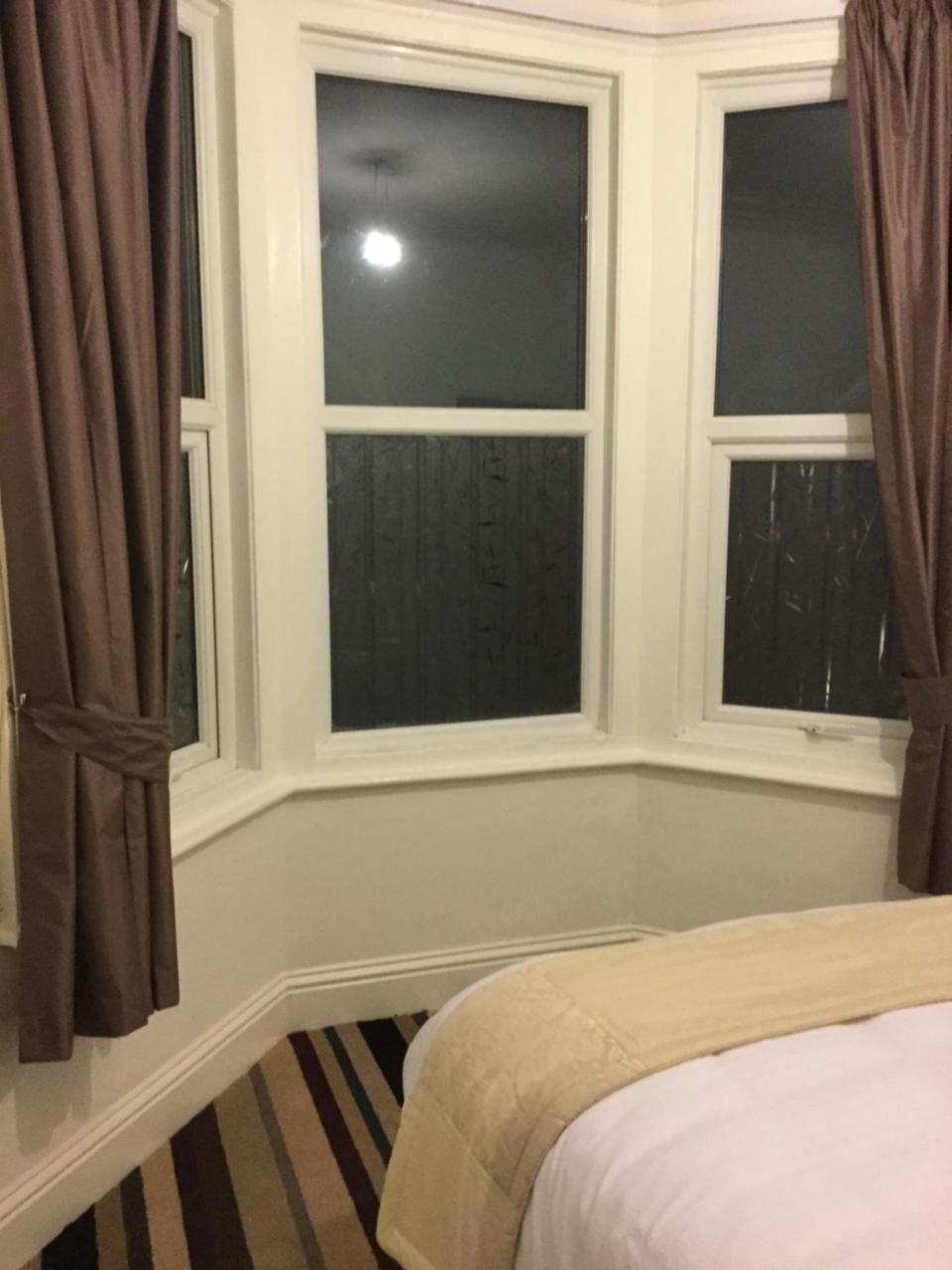 Fernville Guest House Weston-super-Mare Buitenkant foto