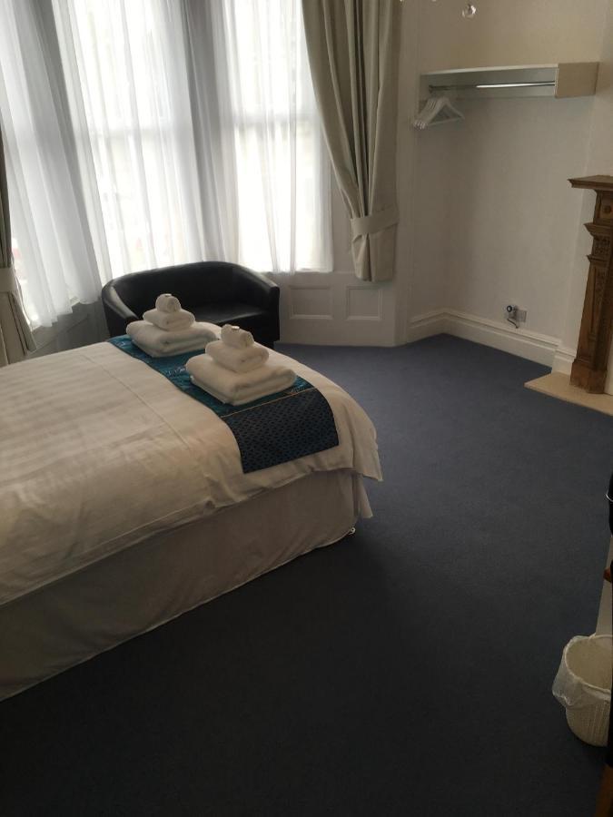 Fernville Guest House Weston-super-Mare Buitenkant foto
