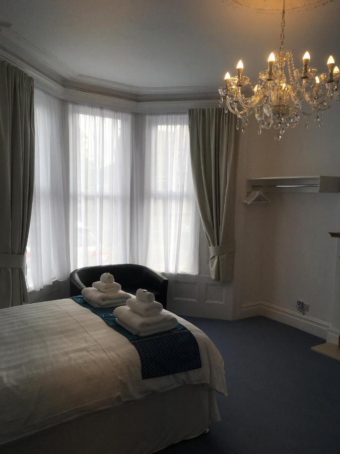 Fernville Guest House Weston-super-Mare Buitenkant foto