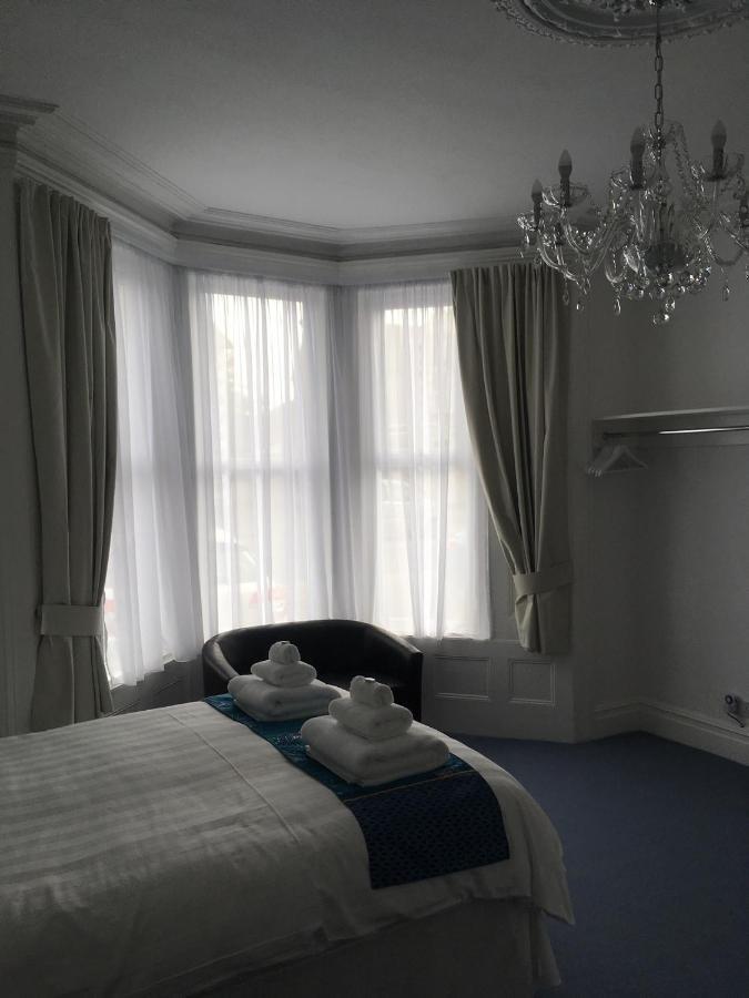 Fernville Guest House Weston-super-Mare Buitenkant foto